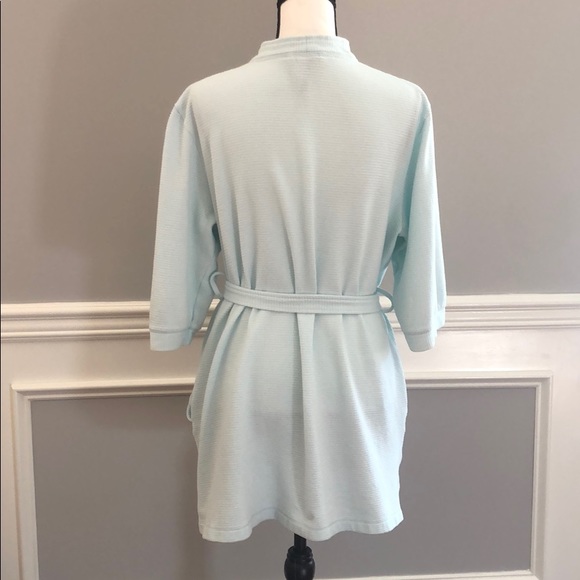 3/4 sleeve knee length robe - Picture 5 of 7